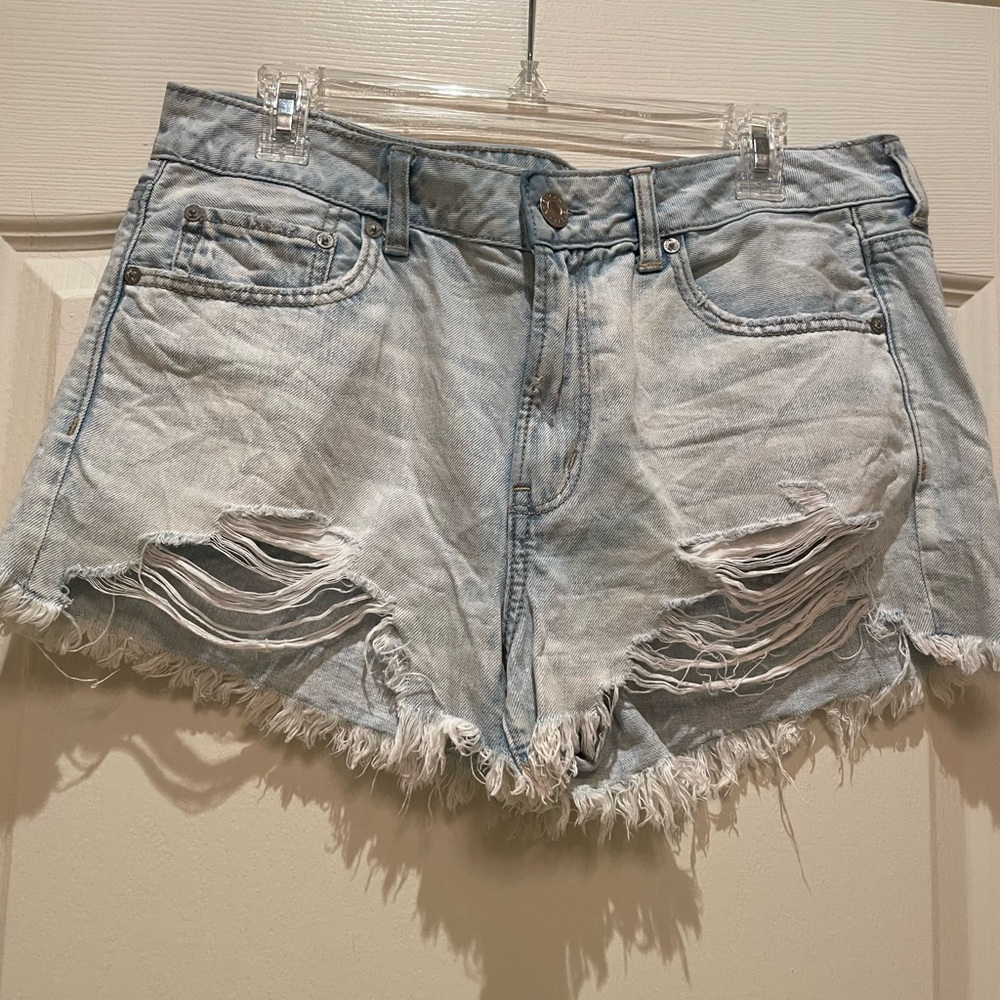 American Eagle Outfitters Light Wash Distressed Jean Shorts